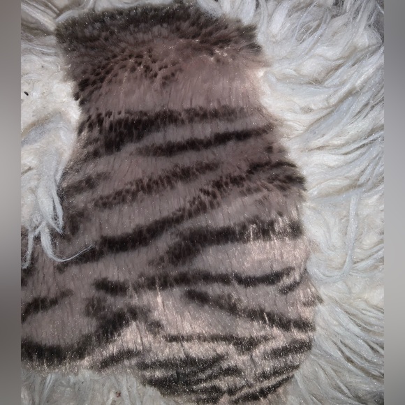 Baby’s Oversized Snuggle Buddies Sheep - Picture 6 of 6